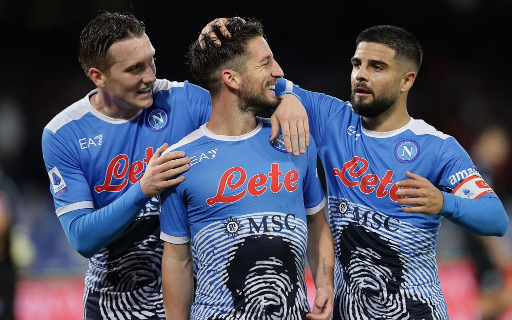 Napoli Lazio 4-0, goles y resumen.  Oferta Mertens, Spalletti +3 en Milán