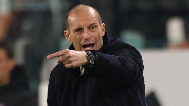 La tensión de la Juventus, Allegri enfurece a la afición.  Dos heridas más
