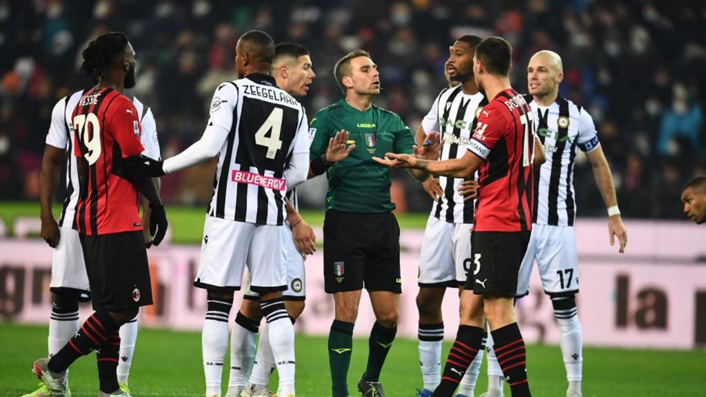 Serie A, Udinese - Milán, cámara lenta: organización de goles de Ibra, rojo para el éxito