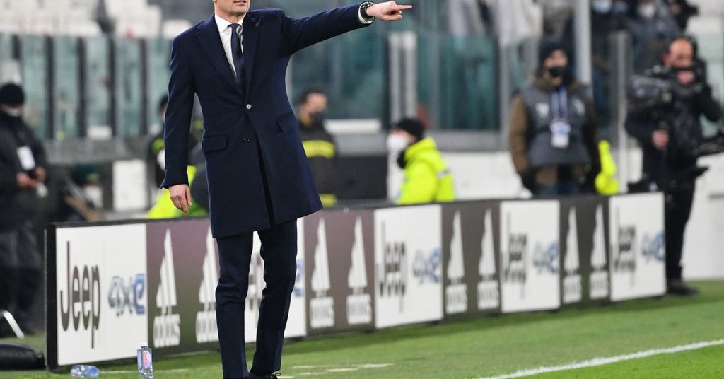 “Atención, la Sampdoria acaba de cambiar de entrenador…”