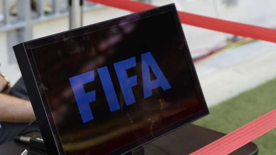 Nuove regole FIFA per gli stranieri: possono essere tesserati se scappano da Ucraina e Russia