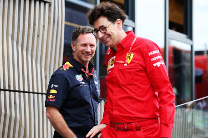 Binotto contrattacca Red Bull: “Sainz aiuta, Perez no”